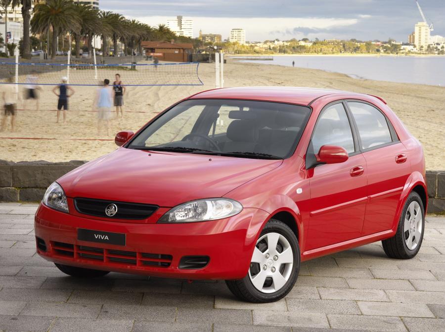  Holden Viva Hatchback 2005 года  (фото 2 из 21)